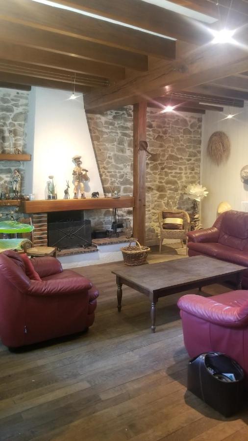 Chambres Et Gite Dans Un Lieu Calme Et Champetre Gourge Les Grippeaux Proche Parthenay エクステリア 写真