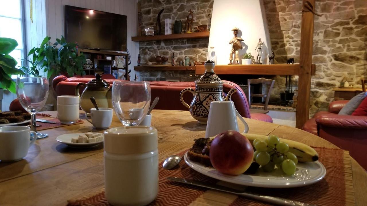 Chambres Et Gite Dans Un Lieu Calme Et Champetre Gourge Les Grippeaux Proche Parthenay エクステリア 写真